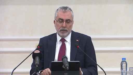 Asgari ücret 17 bin 2 TL oldu