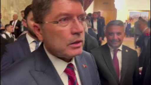 Bakan Tunç: "Ülkenin güvenliğini, milletin huzurunu bozan tüm örgütlerle mücadele kararlı şekilde sürecek"