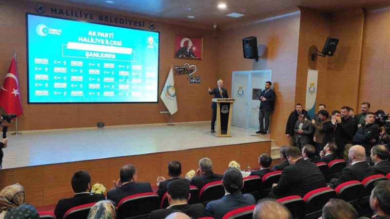 Bakan Uraloğlu, Süveyş Kanalı’na alternatif Fav Limanı projesini anlattı