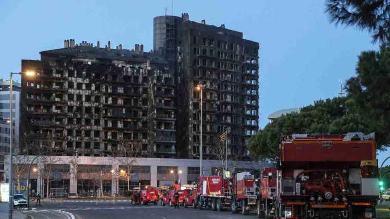 İspanya’da 14 katlı binada ölenlerin sayısı 9’a yükseldi