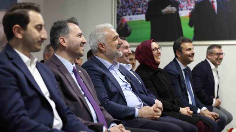 AK Parti İstanbul İl Başkanı Osman Nuri Kabaktepe’den 100 vizyon projeye tam destek