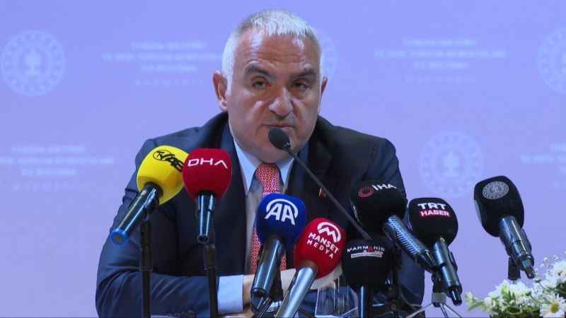 Kültür ve Turizm Bakanı Ersoy, Marmaris’te turizmciler ile bir araya geldi