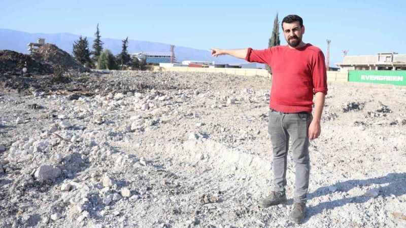 Asrın felaketinde 1200 kişiye mezar olan 600 evler sitesinden geriye tabela ve boş arazi kaldı