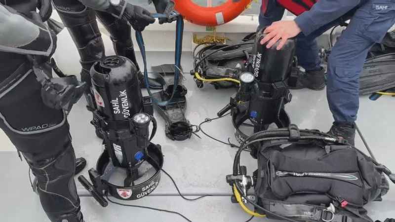 Kayıp mürettebat için 41 dalış gerçekleştirildi Kayıp mürettebat için 41 dalış gerçekleştirildi