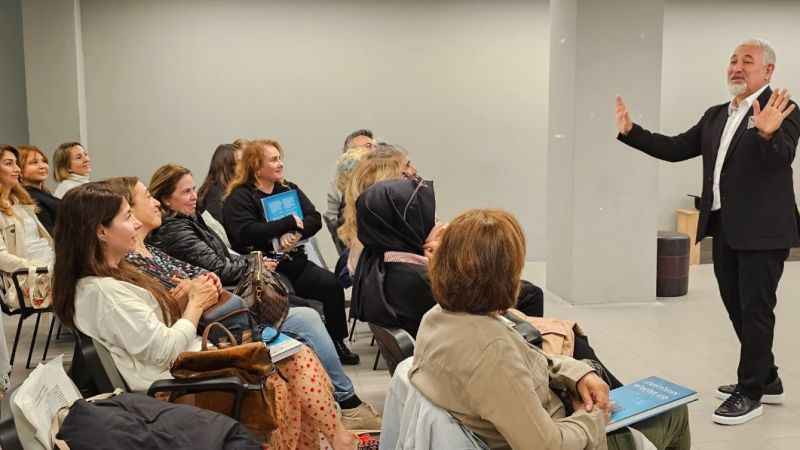 "Gökyüzünden Türkiye Air" için imza günü