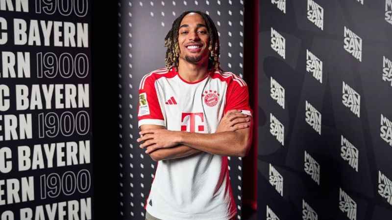 Sacha Boey, yeni takımıyla ilk antrenmanına çıktı