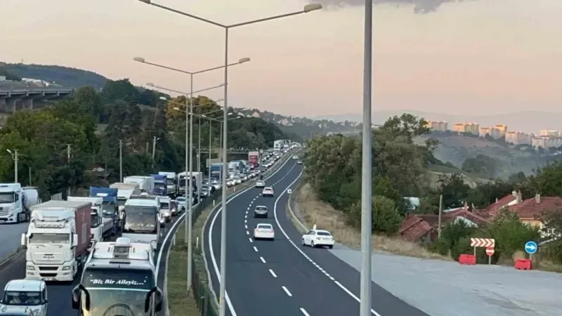 Ankara Valiliği duyurdu: Kamyon, çekici ve tanker cinsi araçlara trafik yasağı