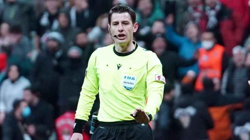 Beşiktaş - Galatasaray derbisinde Halil Umut Meler düdük çalacak