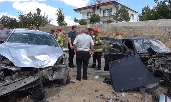 Kırıkkale’deki kazada 10 kişi yaralandı