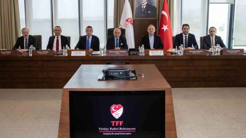 TFF, Süper Lig ve 1. Lig yayın ihalesinin iptal edildiğini açıkladı