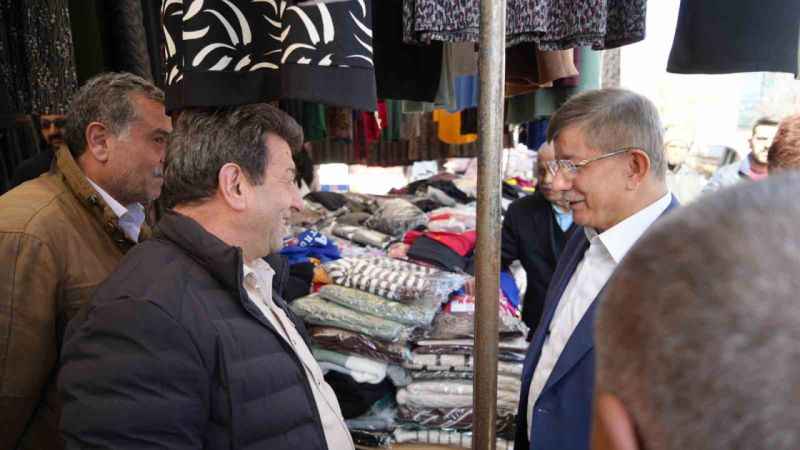 Gelecek Partisi Genel Başkanı Davutoğlu’ndan AK Parti’ye sürpriz ziyaret