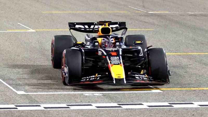 Sezonun ilk yarışı Max Verstappen’in