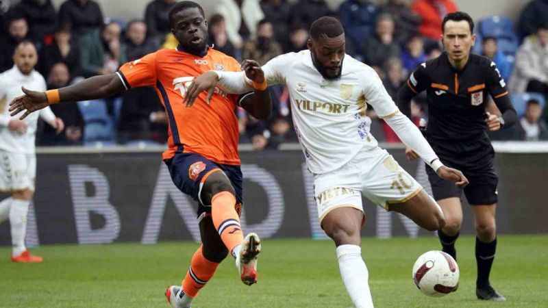 RAMS Başakşehir, Samsunspor'u puansız gönderdi