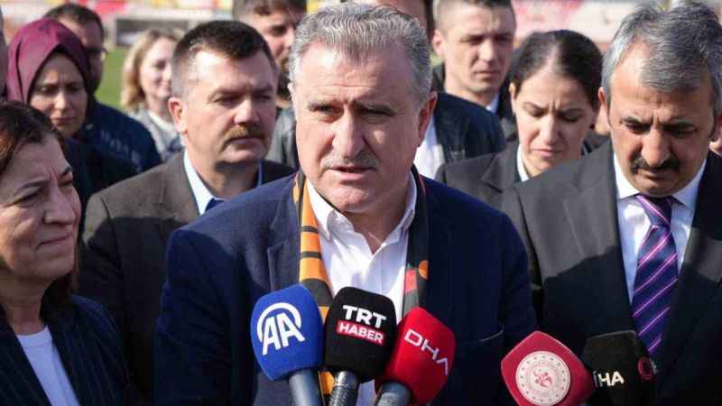 Bakan Bak: “Kırkpınar ile ilgili projelerimiz hazır”