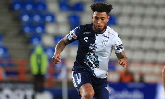 Karagümrük, Colin Kazım Richards ile anlaşmaya vardı