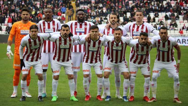 Sivasspor, Süper Lig’de 9. mağlubiyetini aldı