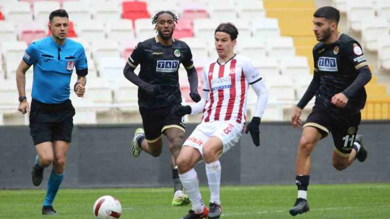 Trendyol Süper Lig: Sivasspor: 1 - Alanyaspor: 2 