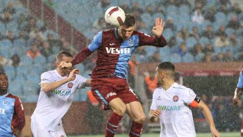 Trabzonspor, geriden gelip Fatih Karagümrük'ü farklı mağlup etti