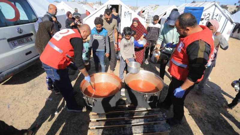Kızılay’ın 7. iyilik gemisi Ramazan öncesinde Mısır’a ulaştı