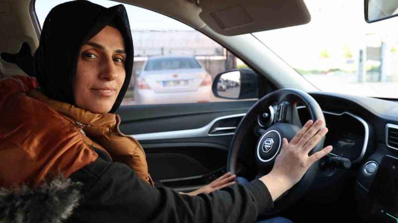 MG marka sıfır otomobil ayıplı çıktı, satın alan kadın mağdur oldu