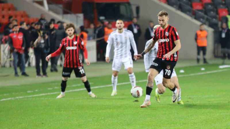 Beşiktaş, Gaziantep'e kaybetti