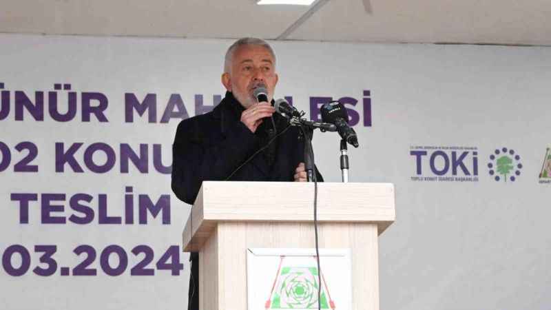 Isparta’da 1002 TOKİ konutunun anahtarı teslim ediliyor