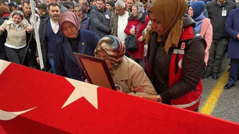 Şırnak'ta kazada şehit olan İlker Duran son yolculuğuna uğurlandı