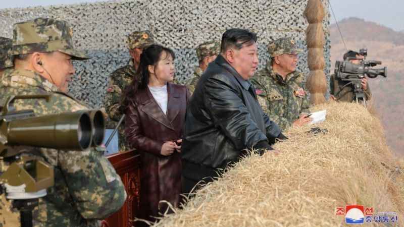 Kuzey Kore’den hava indirme tatbikatı