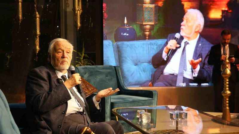 Eyüpsultan’da Ramazan Sohbetlerinin konuğu ünlü tarihçi İlber Ortaylı oldu