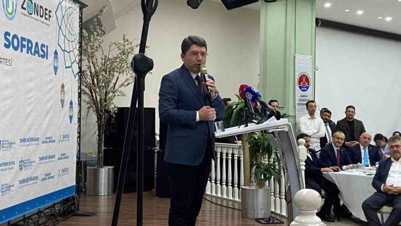 Adalet Bakanı Tunç: "Darbecilerin yaptığı anaysa ile yürüyemeyiz”