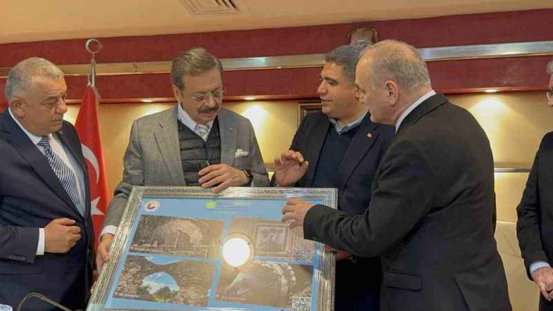 TOBB Başkanı Rifat Hisarcıklıoğlu: “Yol doğru, ekonomik program doğru”