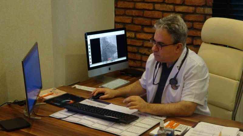 Doç. Dr. Zeydin Acar: "Covid geçirenler mutlaka bir kardiyoloji uzmanına başvursun"