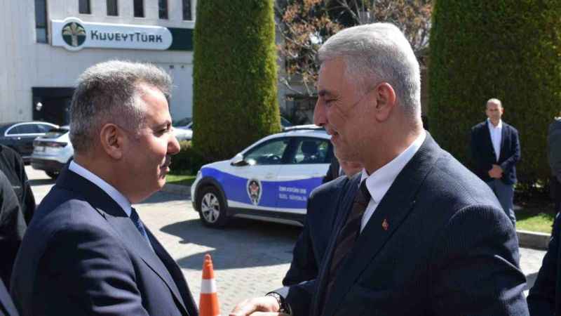 Ticaret Bakanı Ömer Bolat: “Bu sene hedefimiz ülkemize 377 milyar dolar döviz kazandırmak”