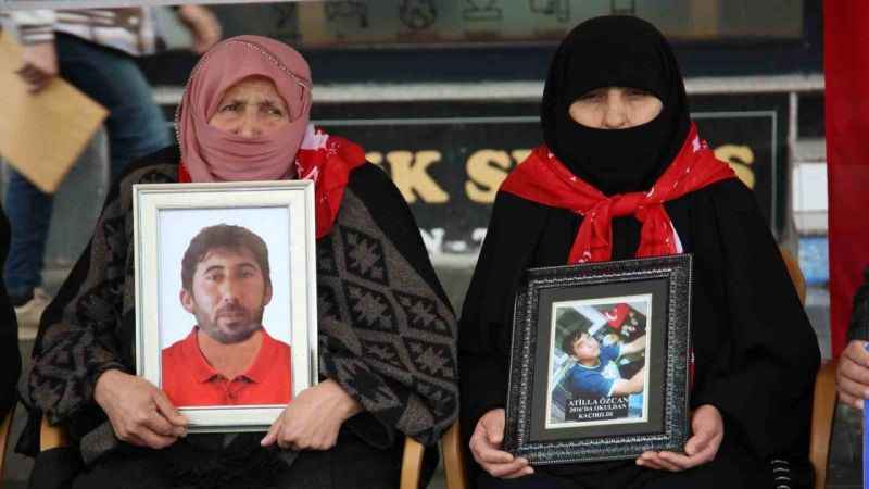 Acılı Anne Koçhan: “Onların çocukları üniversitelerde okuyor, bizimkiler de dağların başında”