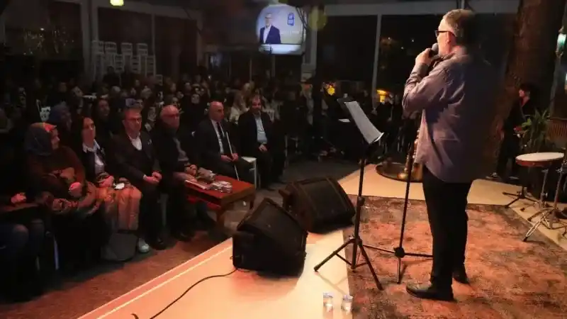 Eyüpsultan’da İbrahim Sadri unutulmaz şiirleri yorumladı