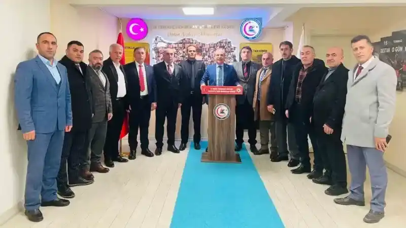Şehit yakınları ve gazilerden CHP’li Özel’in darbe açıklamalarına tepki