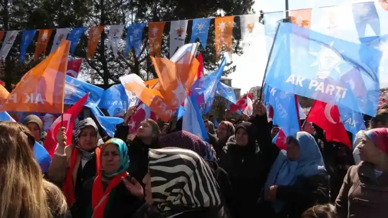 Bakan Uraloğlu: “Ülkemizin her tarafını bölünmüş yollarla, örümcek ağı gibi ördük”