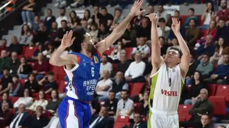 Türkiye Sigorta Basketbol Süper Ligi: Manisa BBSK: 76 - A. Efes: 81