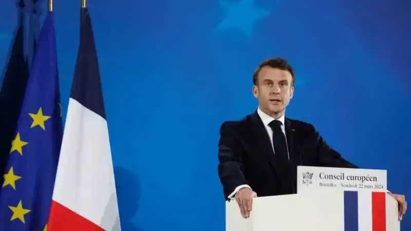 Macron’dan Netanyahu’ya “savaş suçu” uyarısı