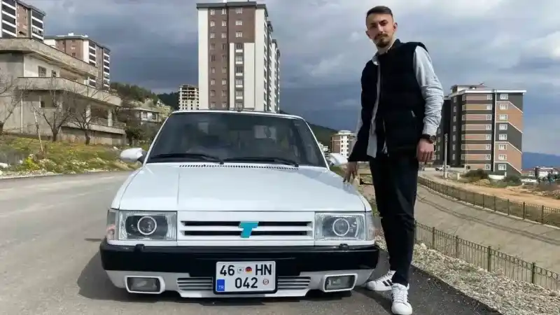 Dışı Tofaş, içi BMW otomobiline gözü gibi bakıyor