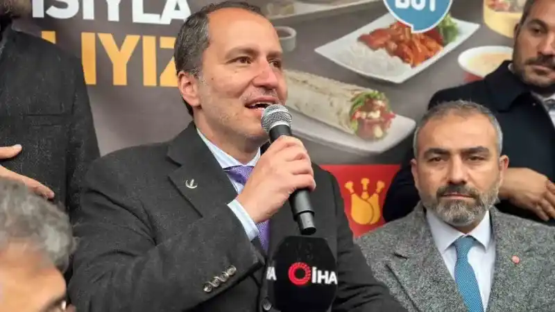 Yeniden Refah Partisi Genel Başkanı Erbakan Arnavutköy’de vatandaşlarla buluştu