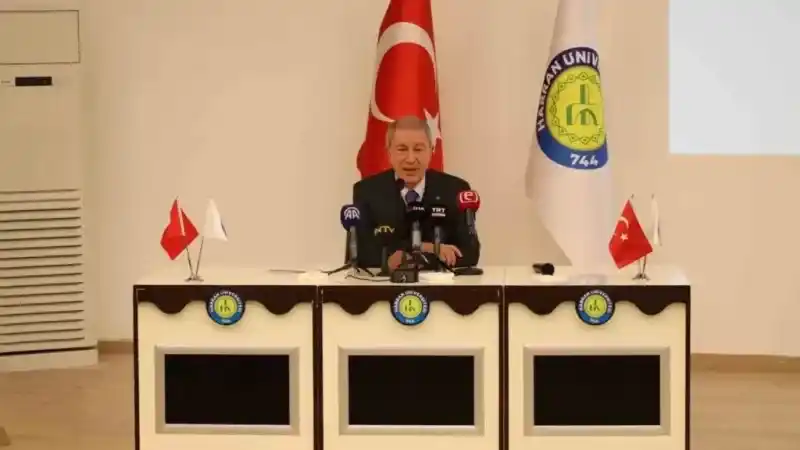 Hulusi Akar: “Son terörist etkisiz hale gelene kadar bu olay bitmeyecek”