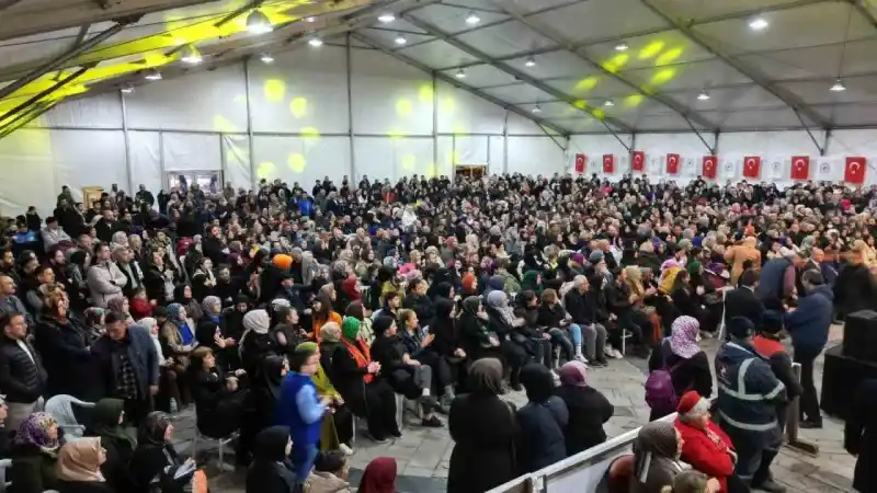 Yazar Hayati İnanç Düzcelilerle buluştu