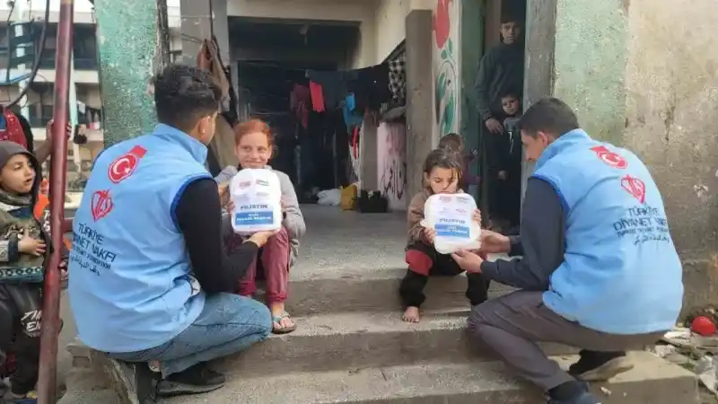TDV, Gazze’de 760 bin insana yardım ulaştırdı