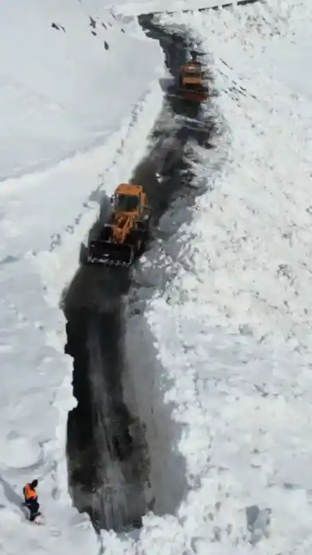 Şırnak’ta kapalı yollar açılıyor