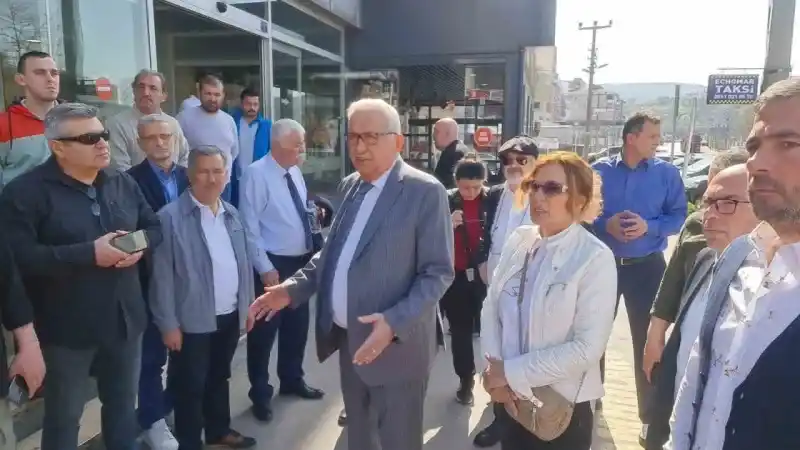 CHP’li belediye meclis üyesi adayı sandık başında fenalaştı, hastanede hayatını kaybetti