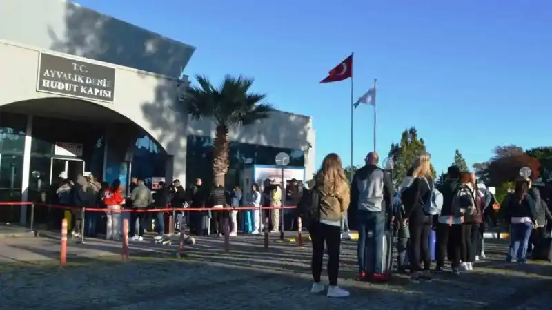 Bayramda Yunan adalarına Türk akını
