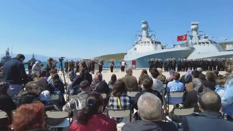 TCG Kınalıada Foça’dan Japonya seferine çıktı