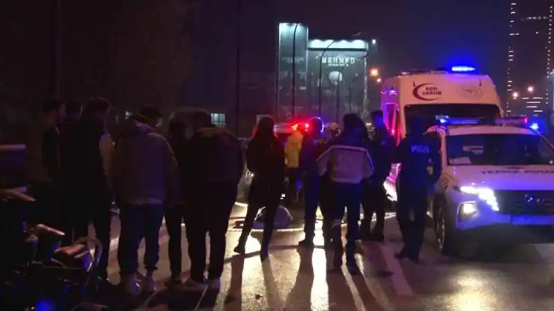 Şişli’de feci kaza: Bariyerlere çarpan motosiklet sürücüsü hayatını kaybetti