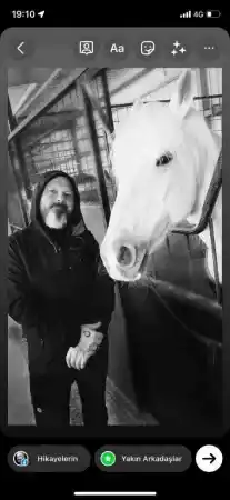 Şişli’de film gibi olay kamerada: Ünlü oyuncu “Rambo Berk” hırsızı yakalayıp bağladı